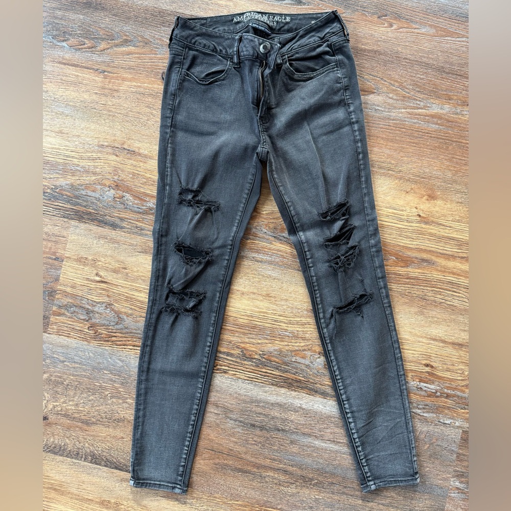 American Eagle Outfitters Charcoal Distressed Skinny Jeans